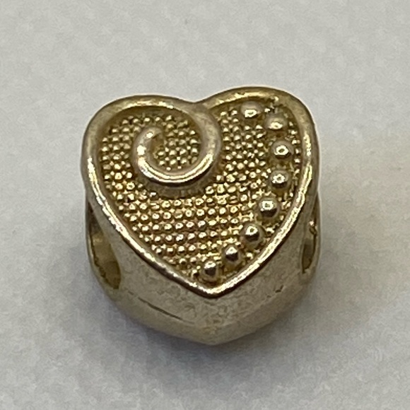Heart charm bead Silver tone color - Picture 5 of 7